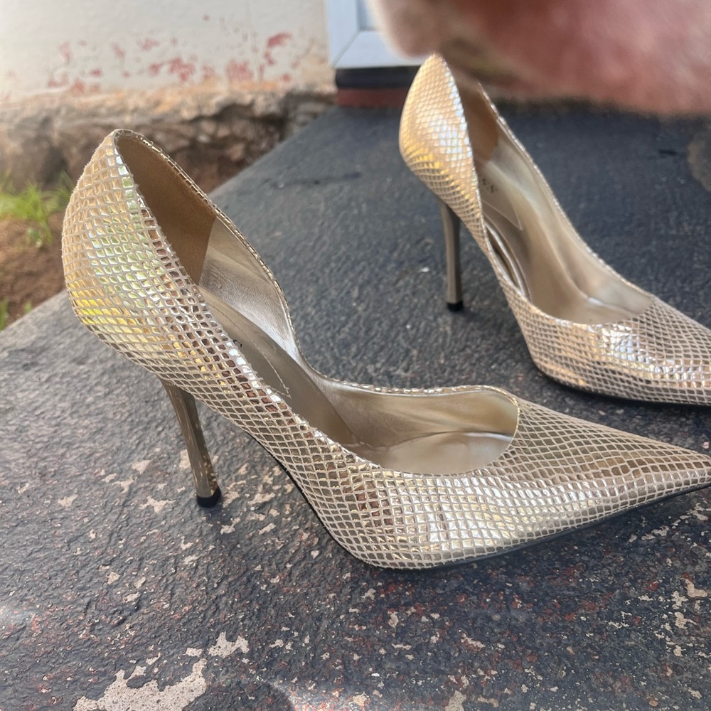 Guess by Marciano Gold Snakeskin Pointed-Toe Stiletto Heels - Picture 2 of 5